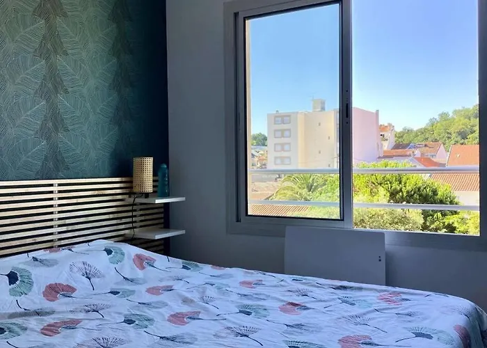 Résidence Les Oyats - T3 Rénové 55m², Balcon Sud&parking – Centre-ville Mae-9734 Arcachon